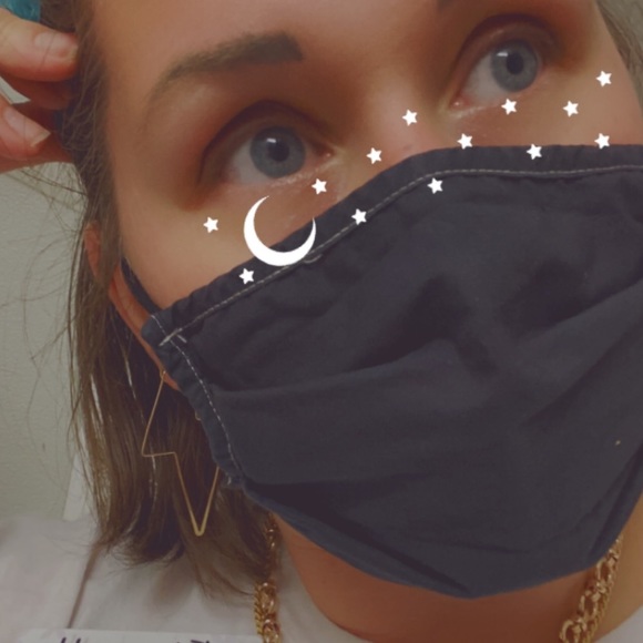 Meet your Posher, Elizabeth - Picture 1 of 1